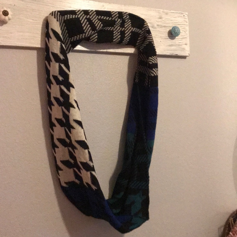 Nice and thick scarf